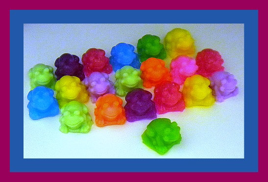 Soap - Mini Frogs - 20 Soaps - Party Favors, Birthdays - You Choose Colors And Scent